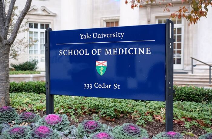Escuela de Medicina Universidad de Yale