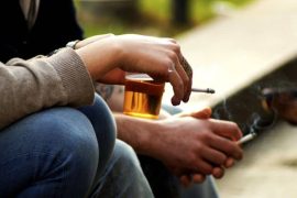 Consumo adolescente de alcohol y cigarrillos